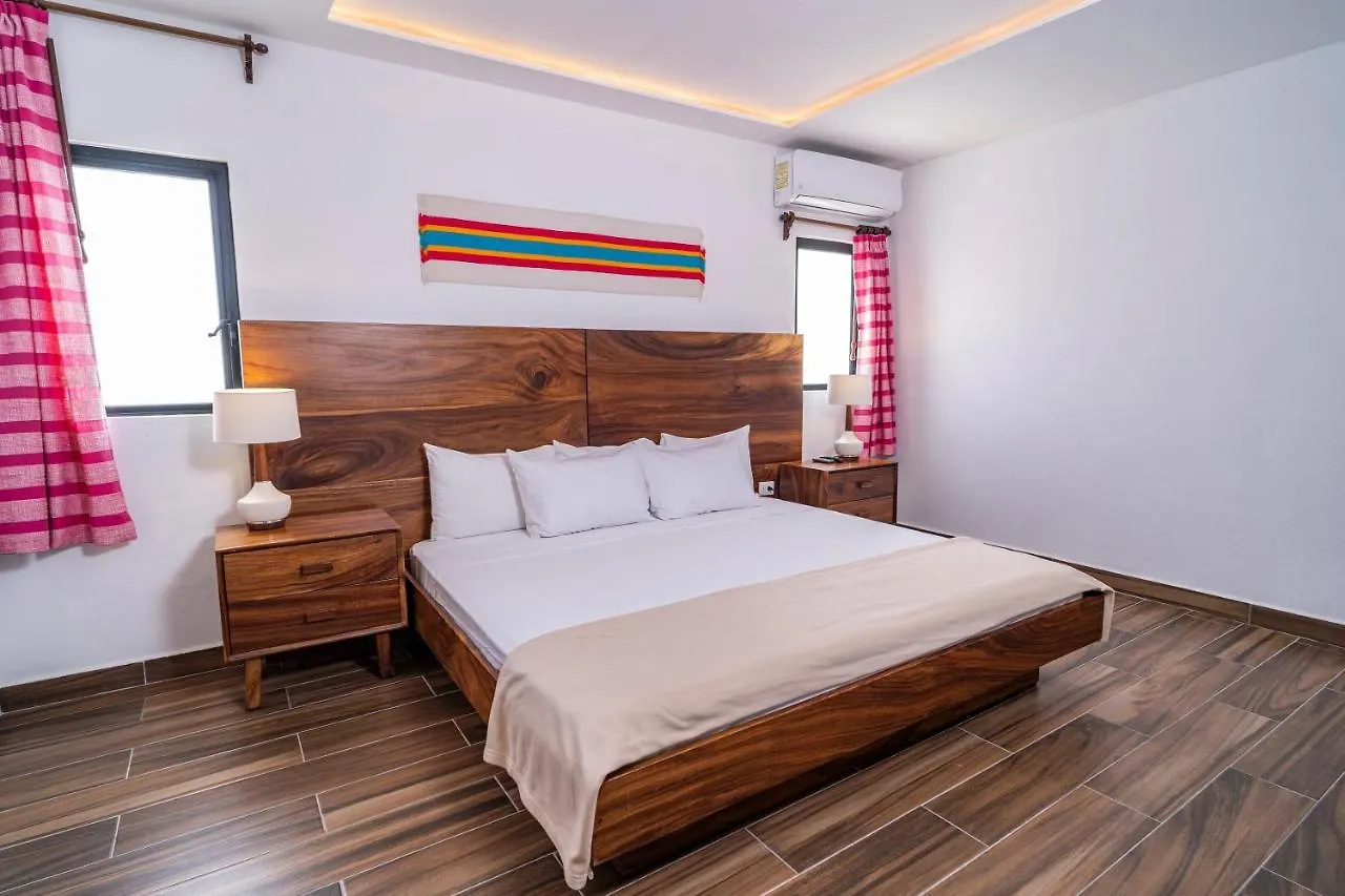 Nomads Party Hotel Cancun