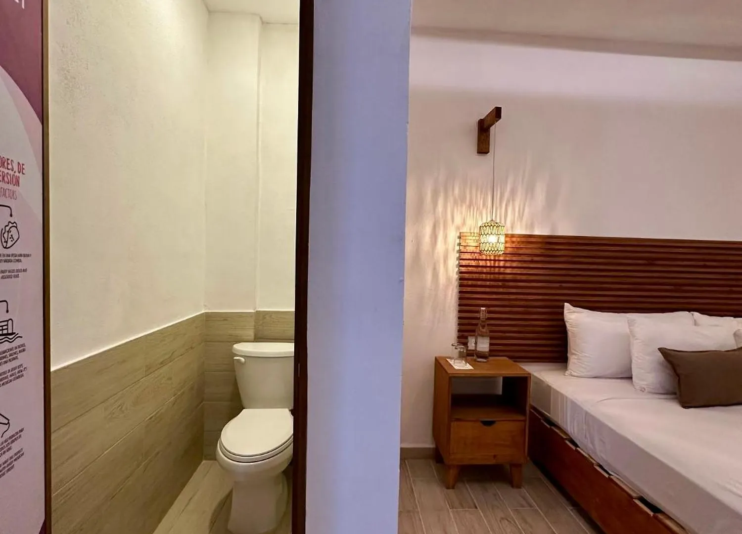 Nomads Party Hotel Cancun 4*,
