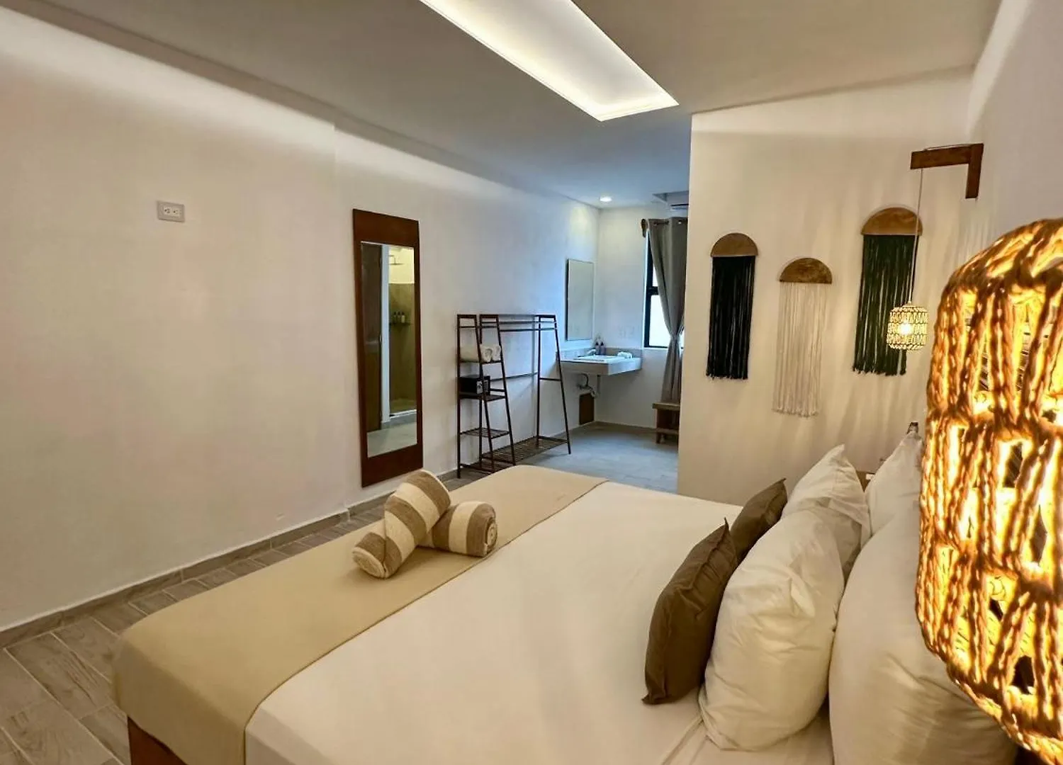 Nomads Party Hotel Cancun