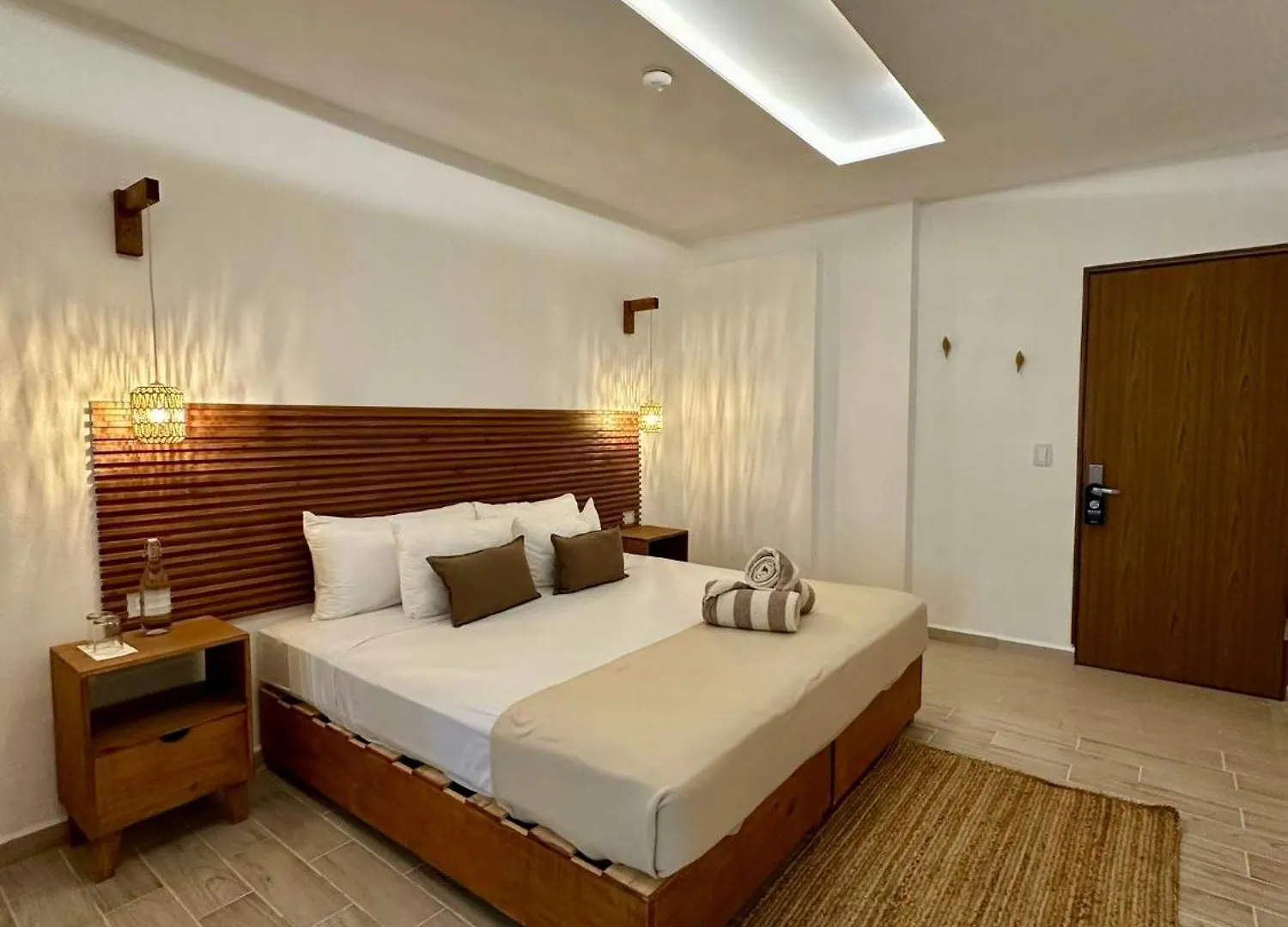 Nomads Party Hotel Cancun Mexico